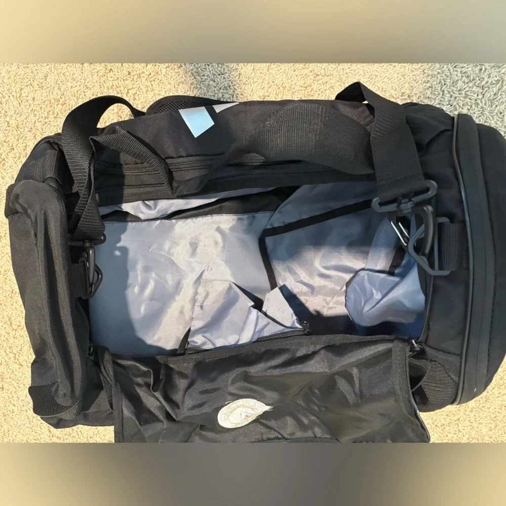 NWOT Atlanta United Travel Duffle Bag